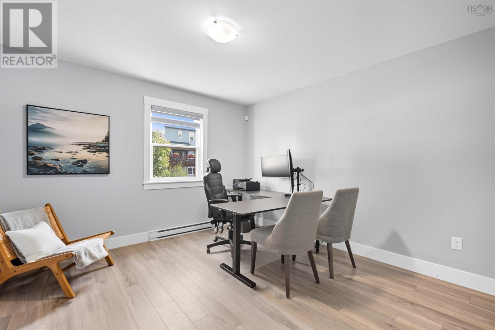 Property 35 of 47 of 129 Hamilton Drive