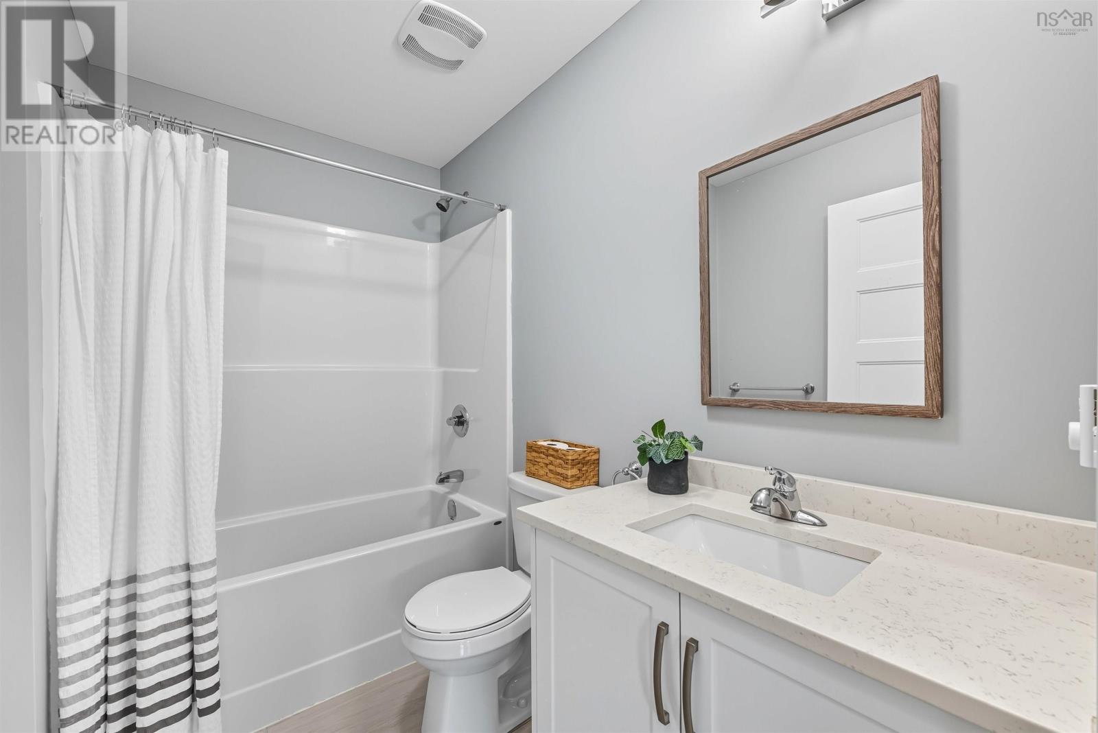 Property 29 of 47 of 129 Hamilton Drive