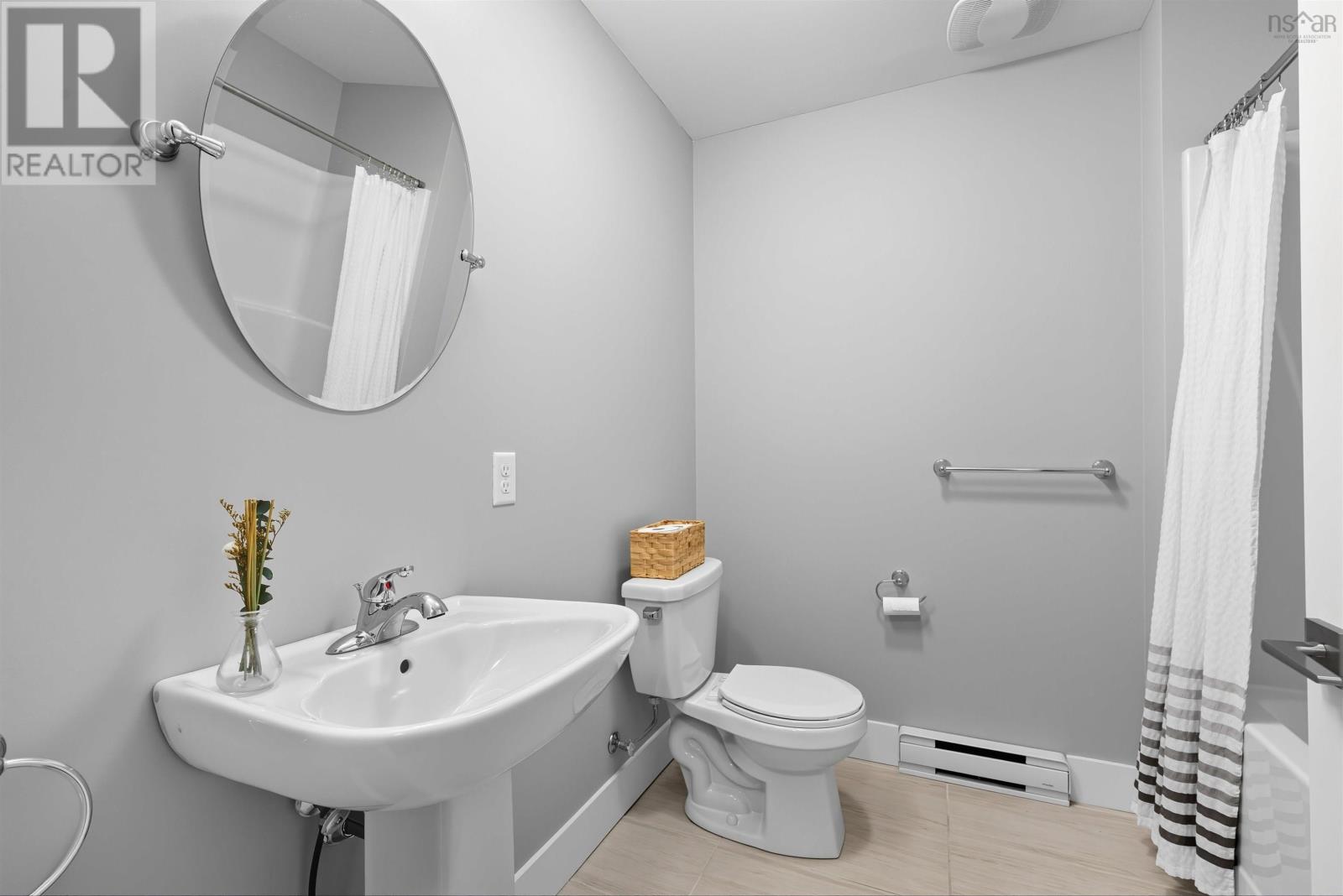 Property 34 of 47 of 129 Hamilton Drive