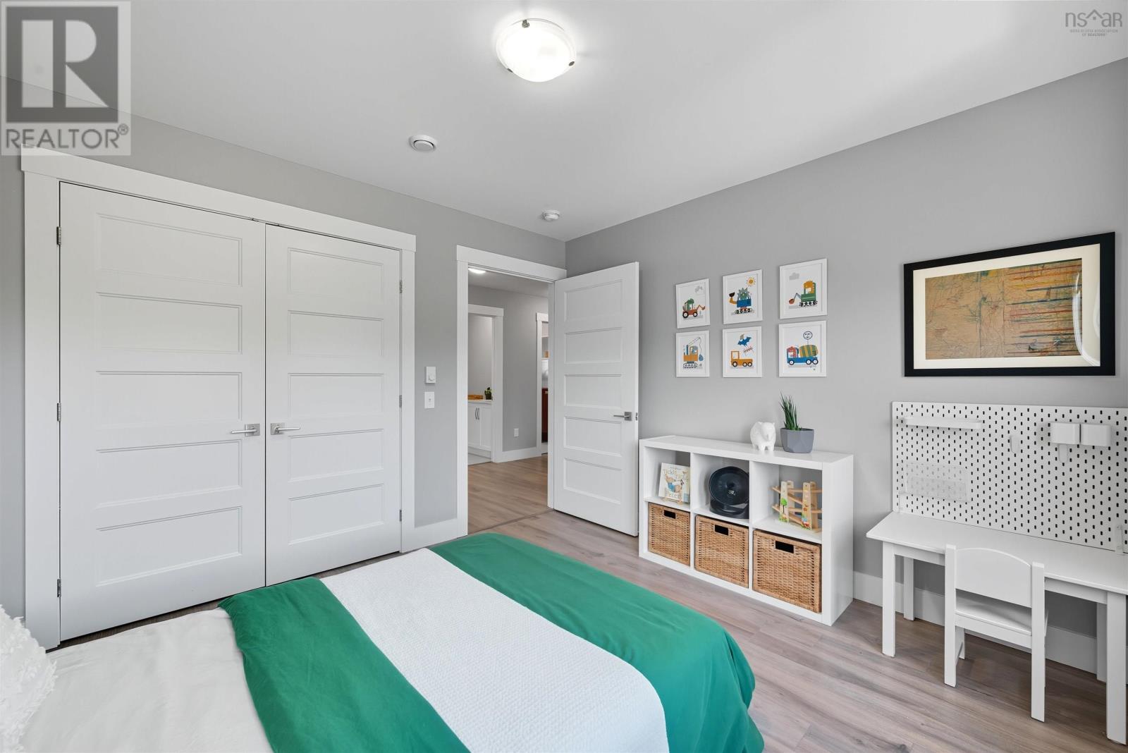 Property 27 of 47 of 129 Hamilton Drive