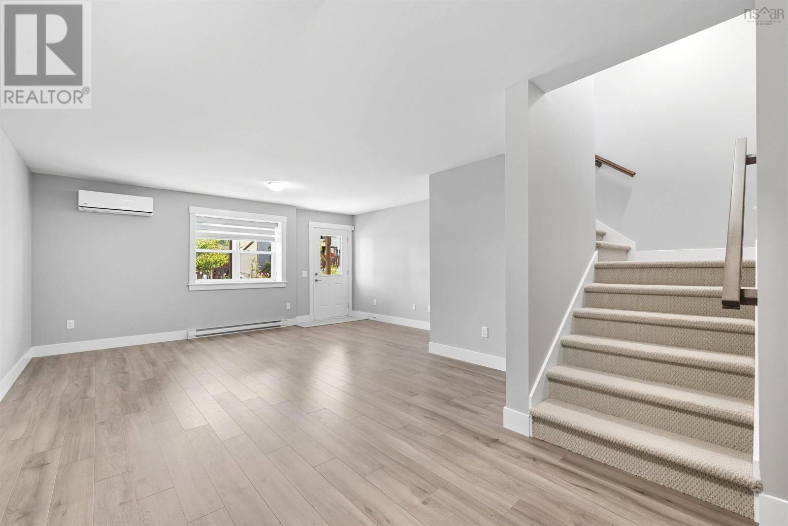 Property 38 of 47 of 129 Hamilton Drive