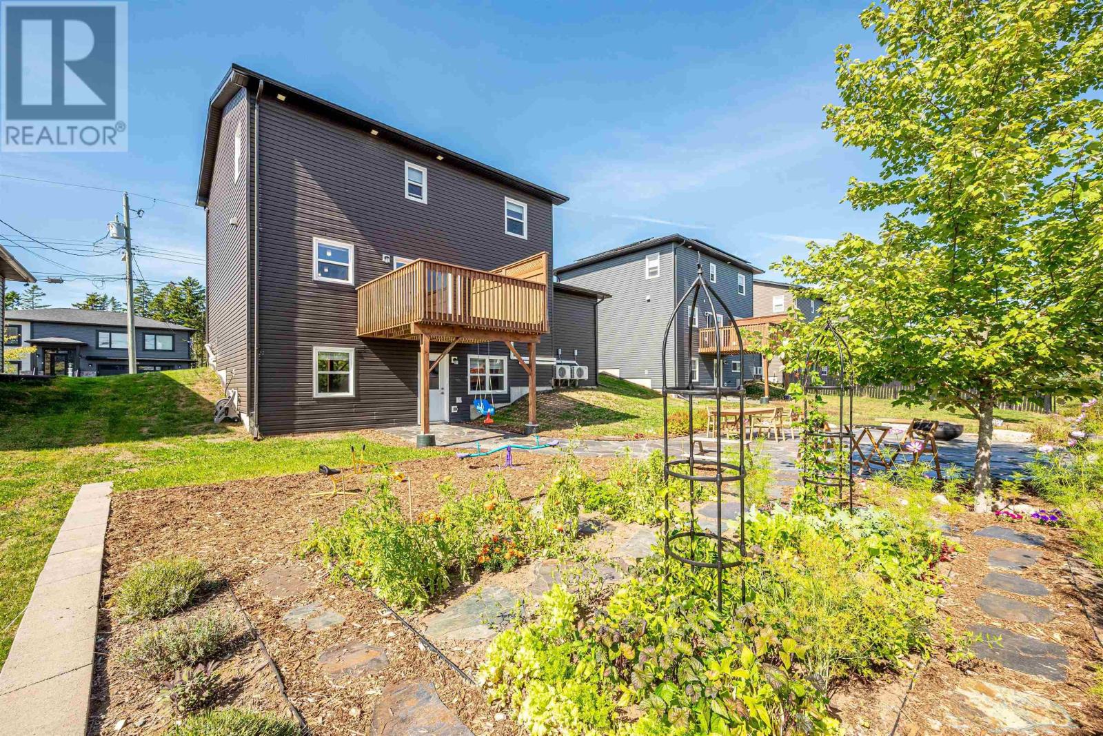 Property 7 of 47 of 129 Hamilton Drive