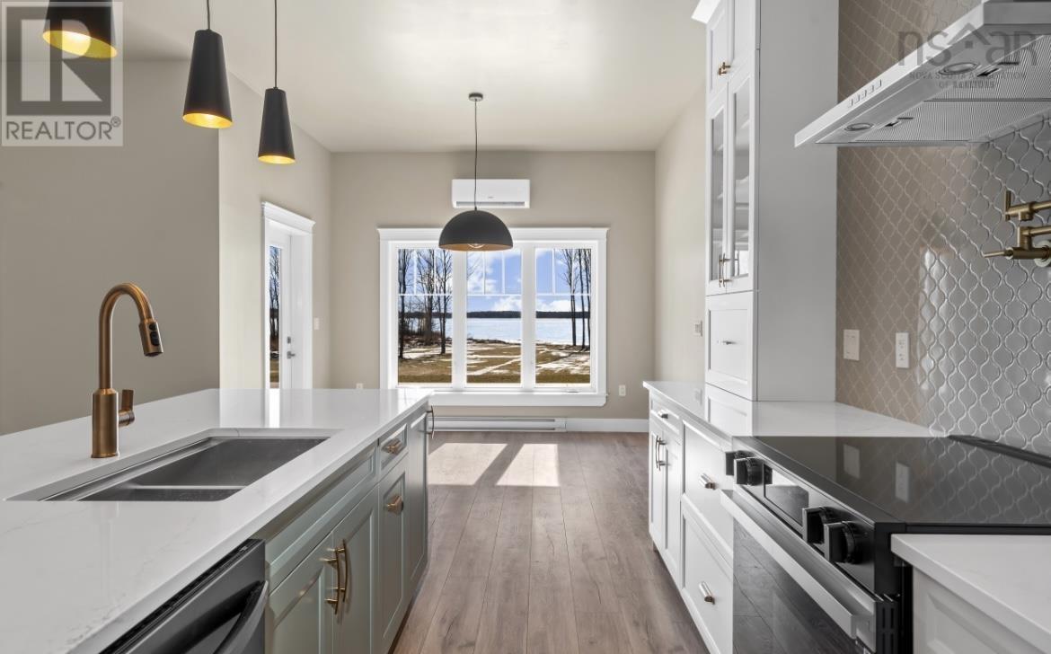 Property 14 of 46 of 81 Hansen Drive