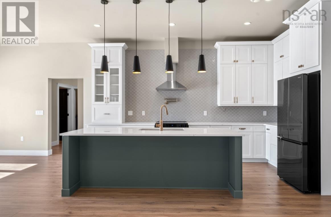 Property 13 of 46 of 81 Hansen Drive