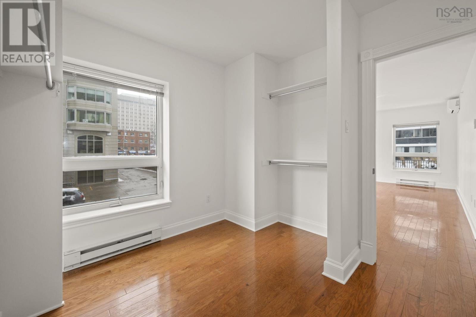 Property 34 of 47 of 203 1540 Summer Street