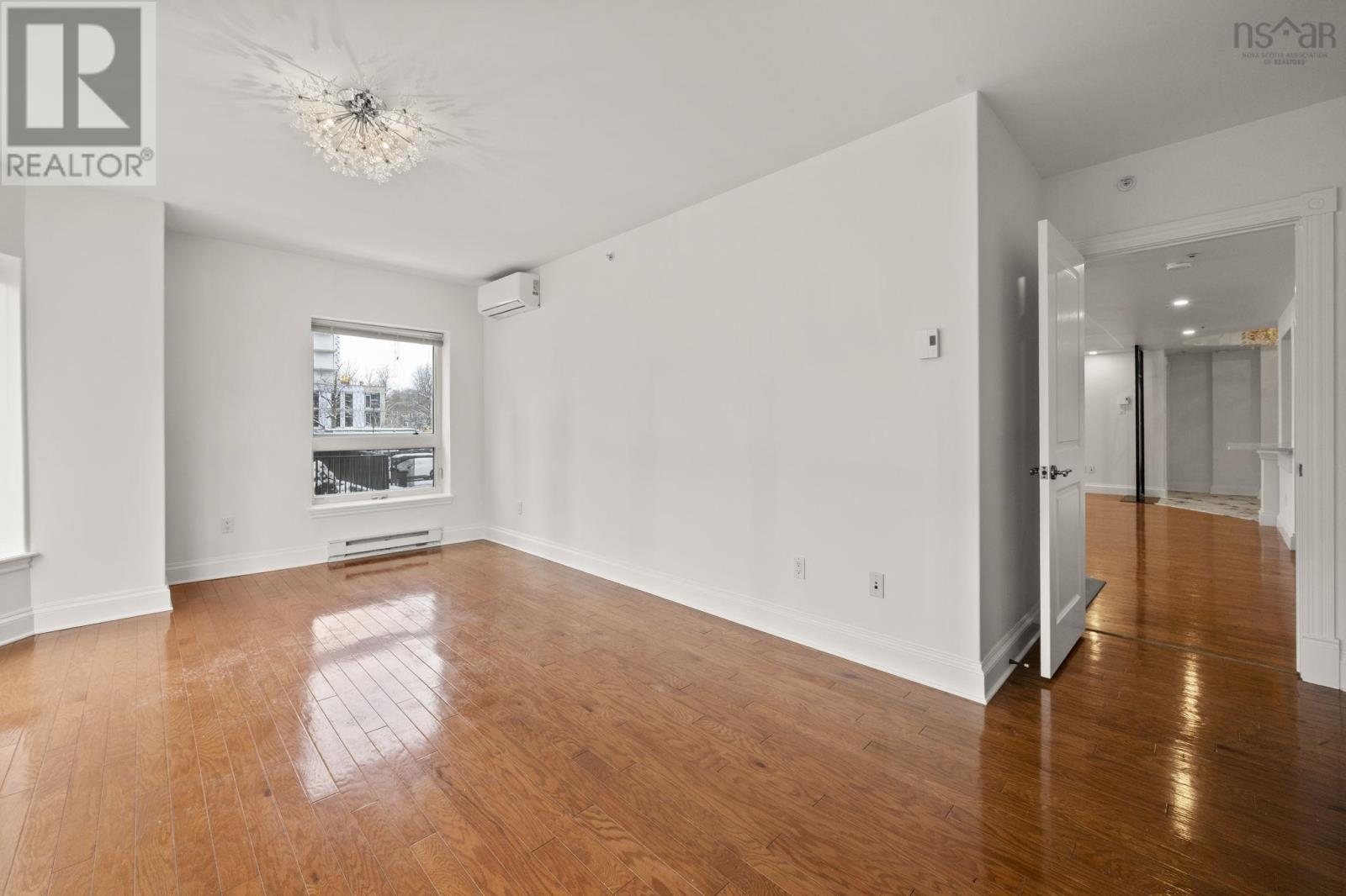 Property 32 of 47 of 203 1540 Summer Street