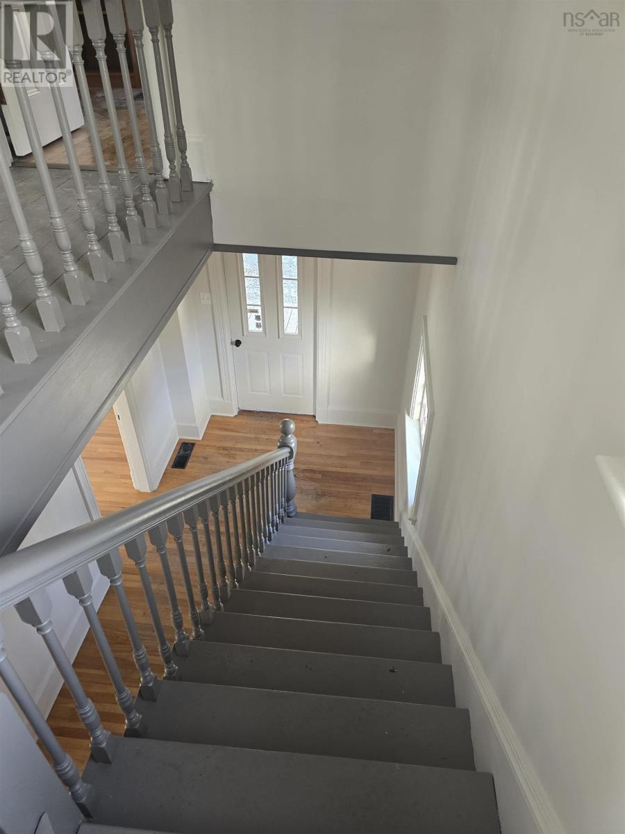 Property 25 of 26 of 63 Elm Street