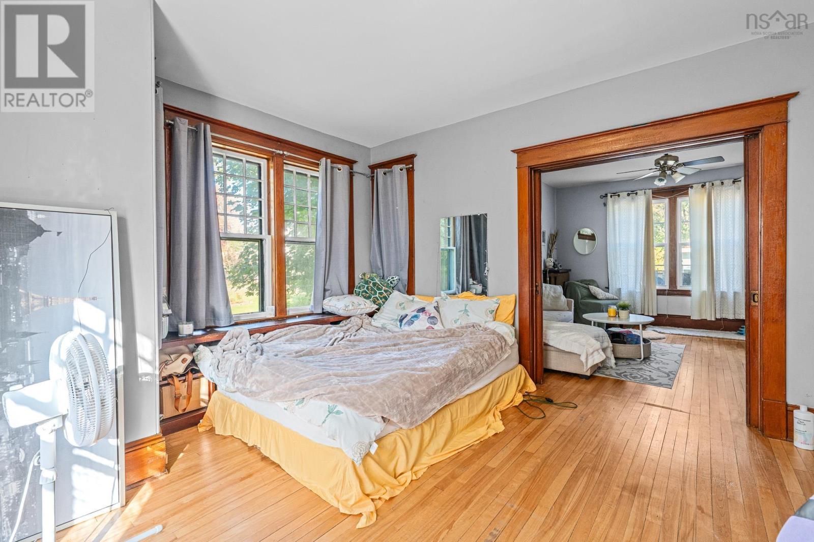 Property 20 of 39 of 217-219 Albert Street