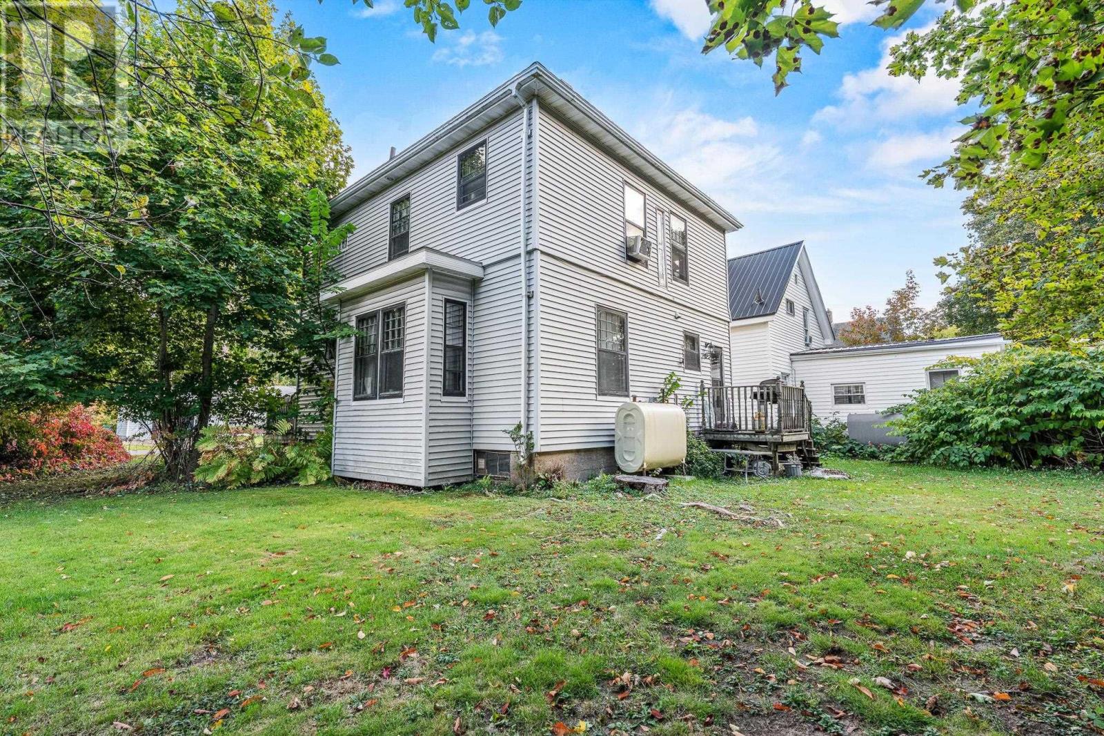 Property 38 of 39 of 217-219 Albert Street