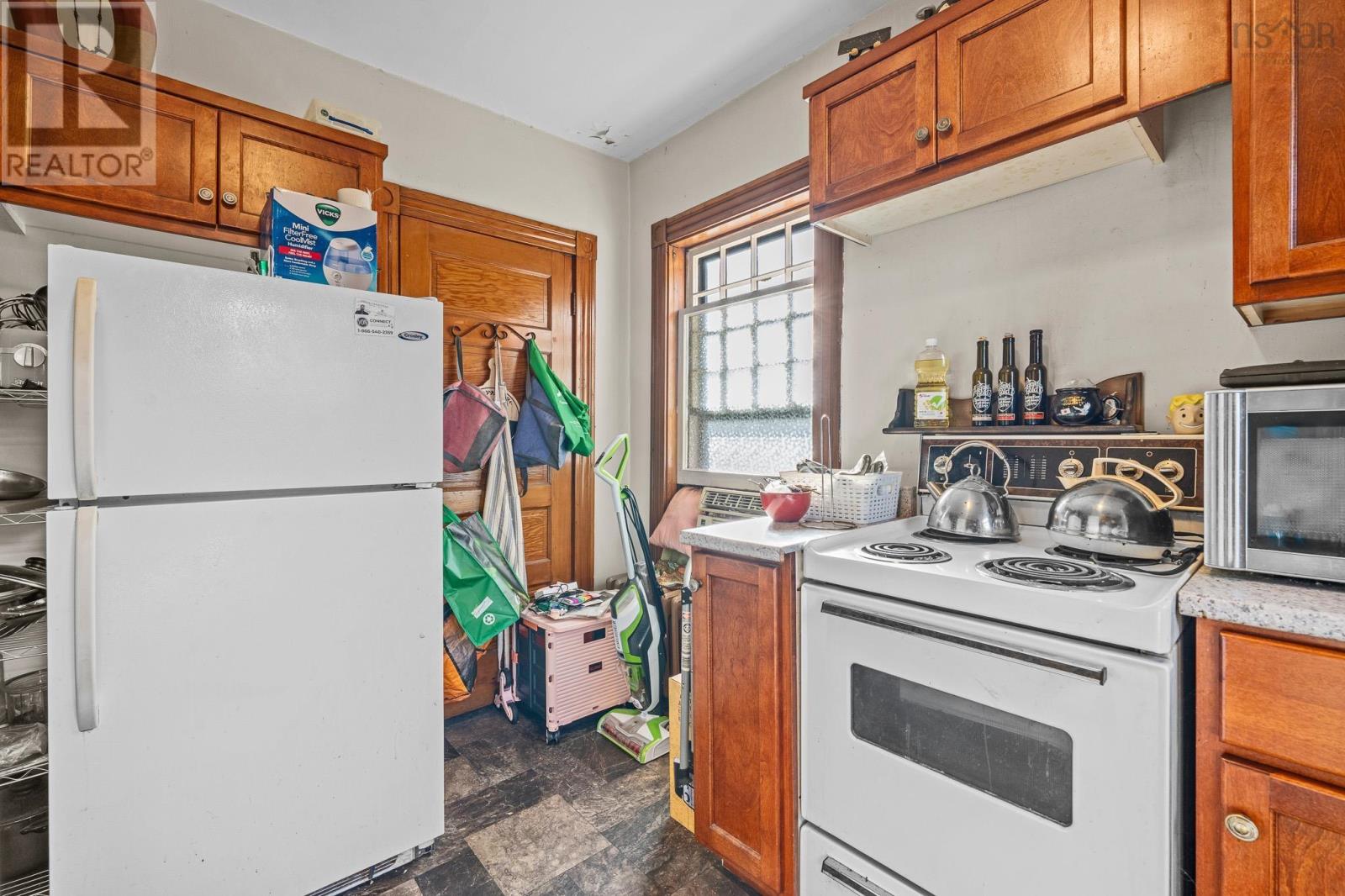 Property 7 of 39 of 217-219 Albert Street