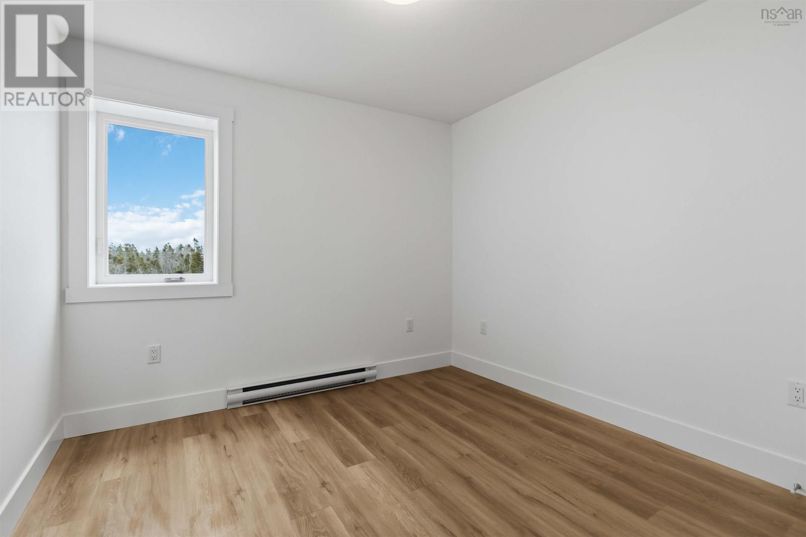 Property 26 of 44 of 6 Berm Street