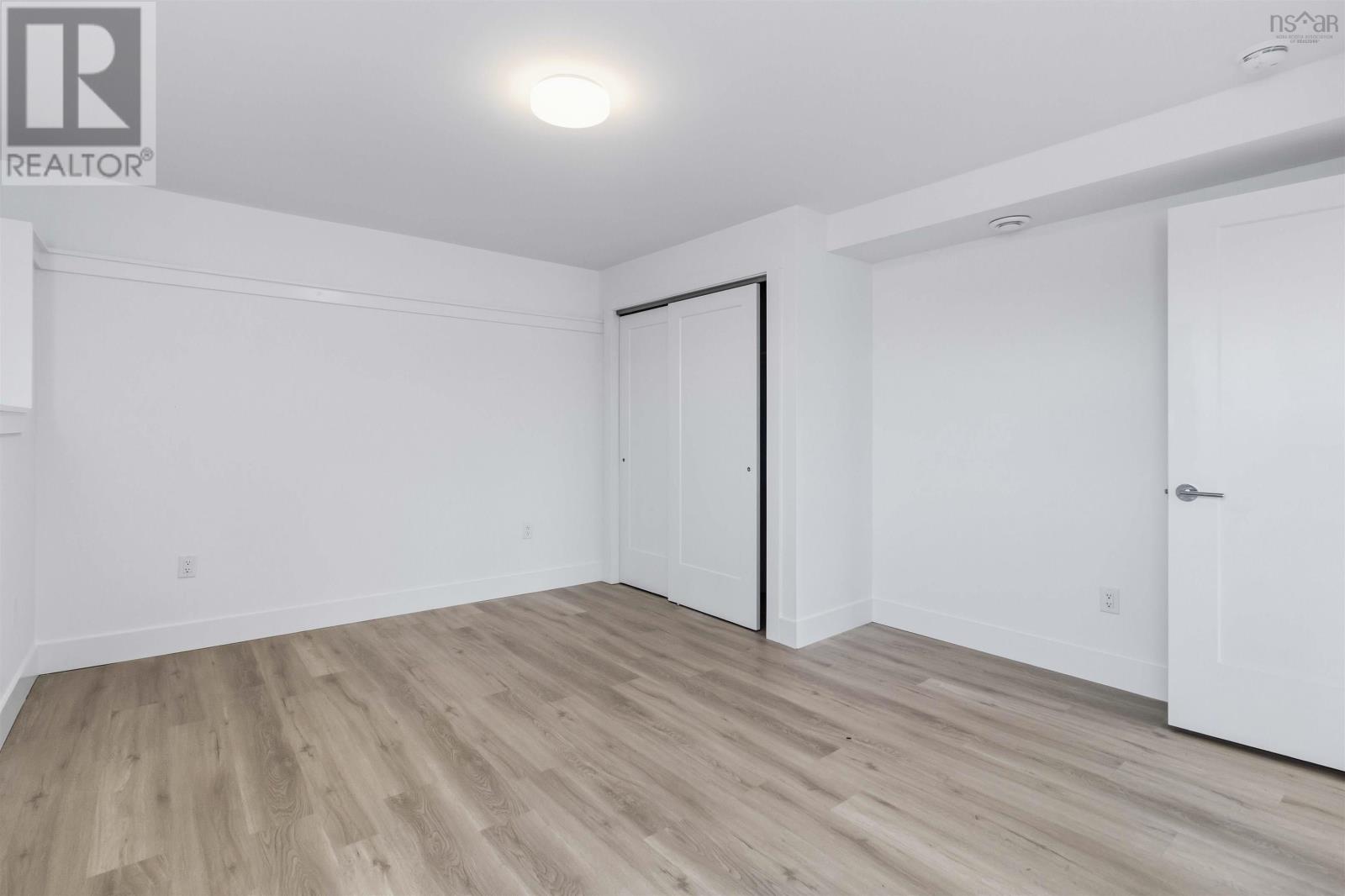 Property 38 of 44 of 6 Berm Street