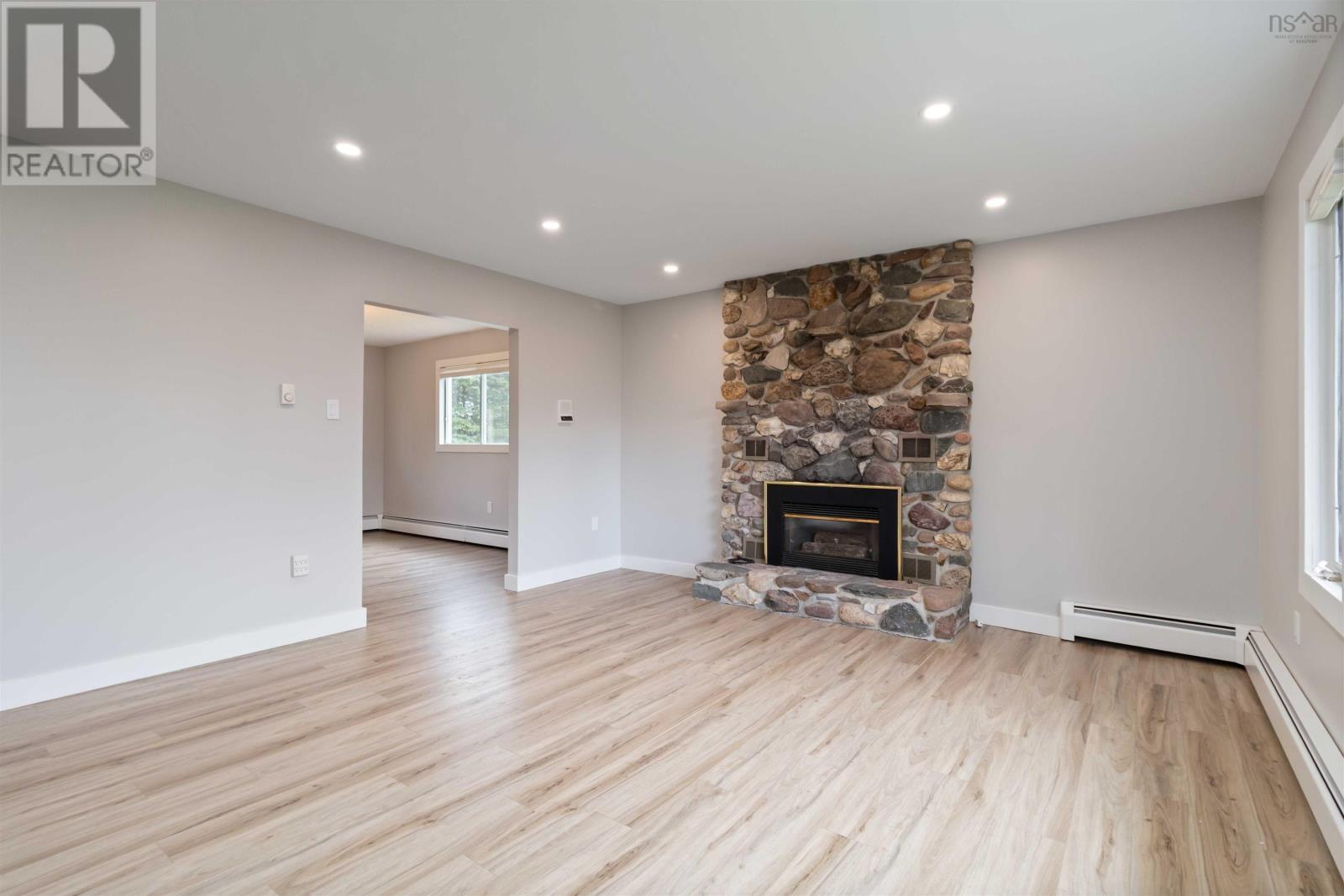 Property 16 of 36 of 3 Murray Road