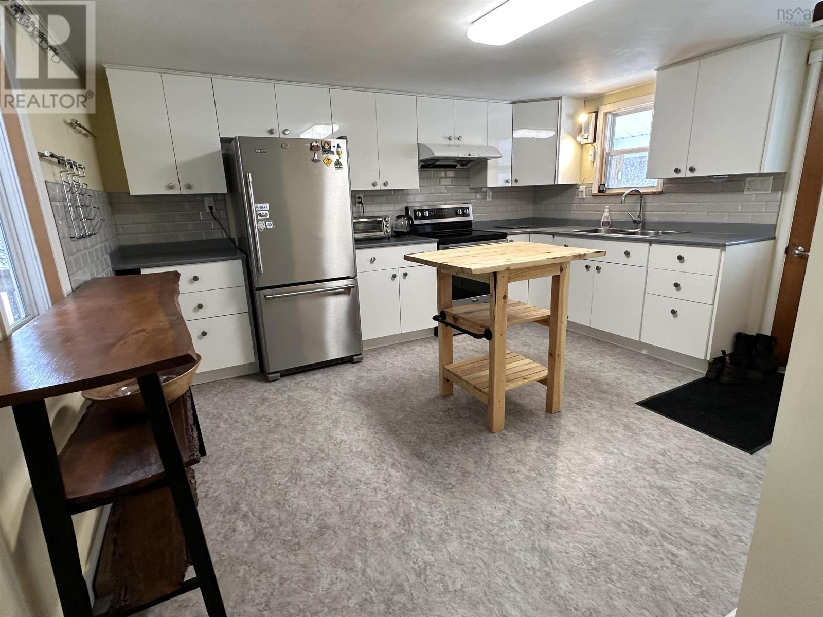 Property 10 of 30 of 2053 Eastern Shore Road