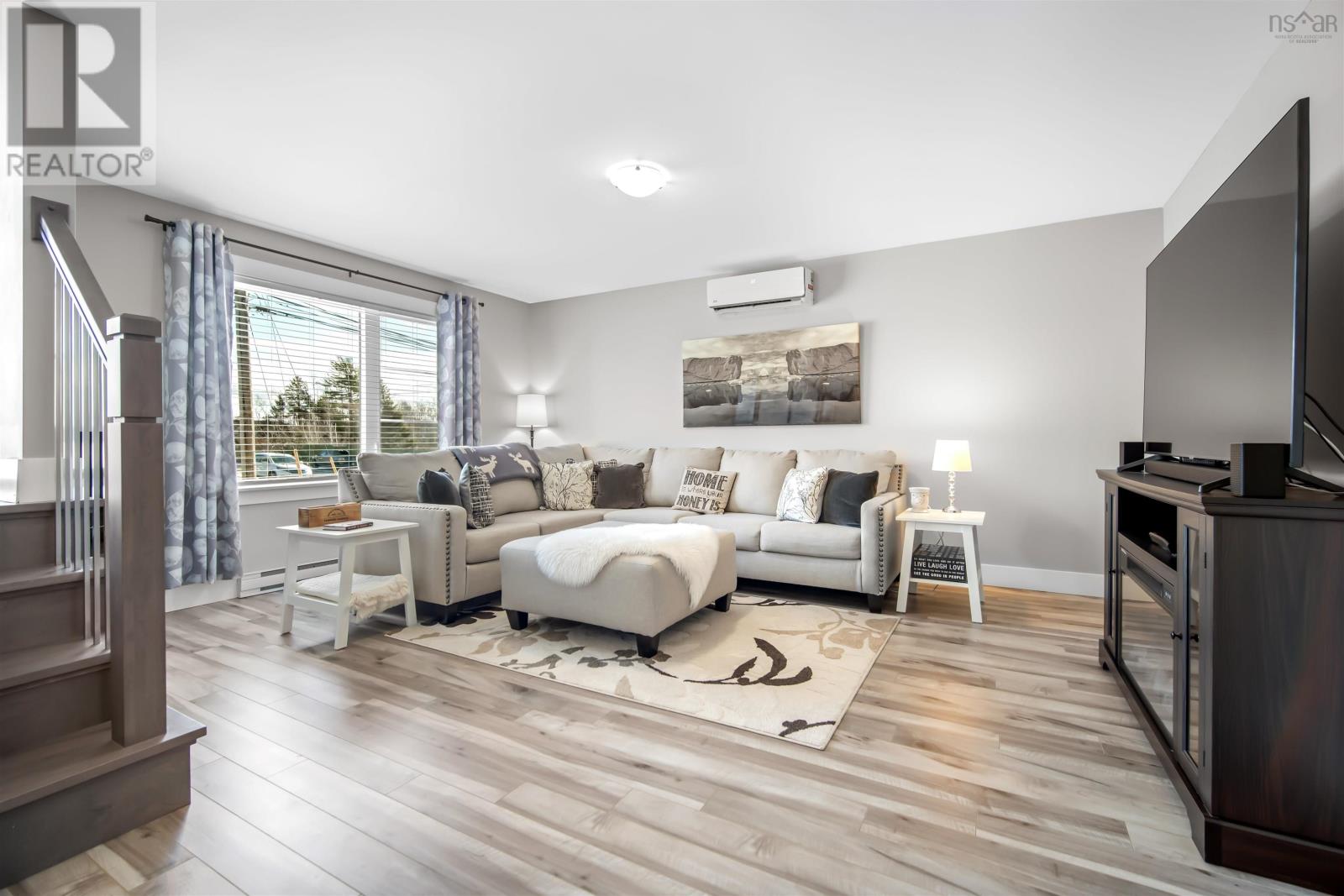 Property 29 of 46 of 20 Hamilton Drive