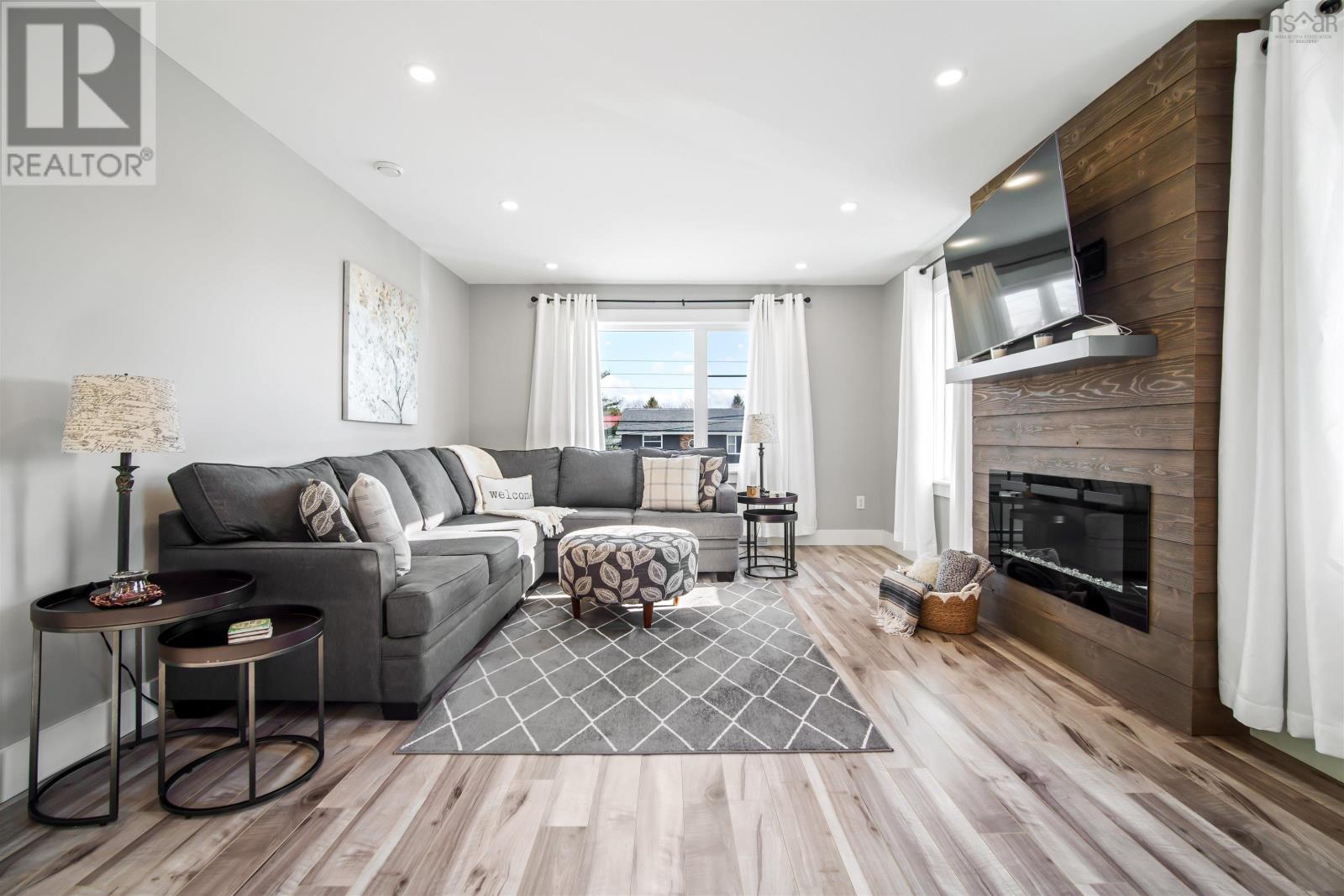 Property 6 of 46 of 20 Hamilton Drive