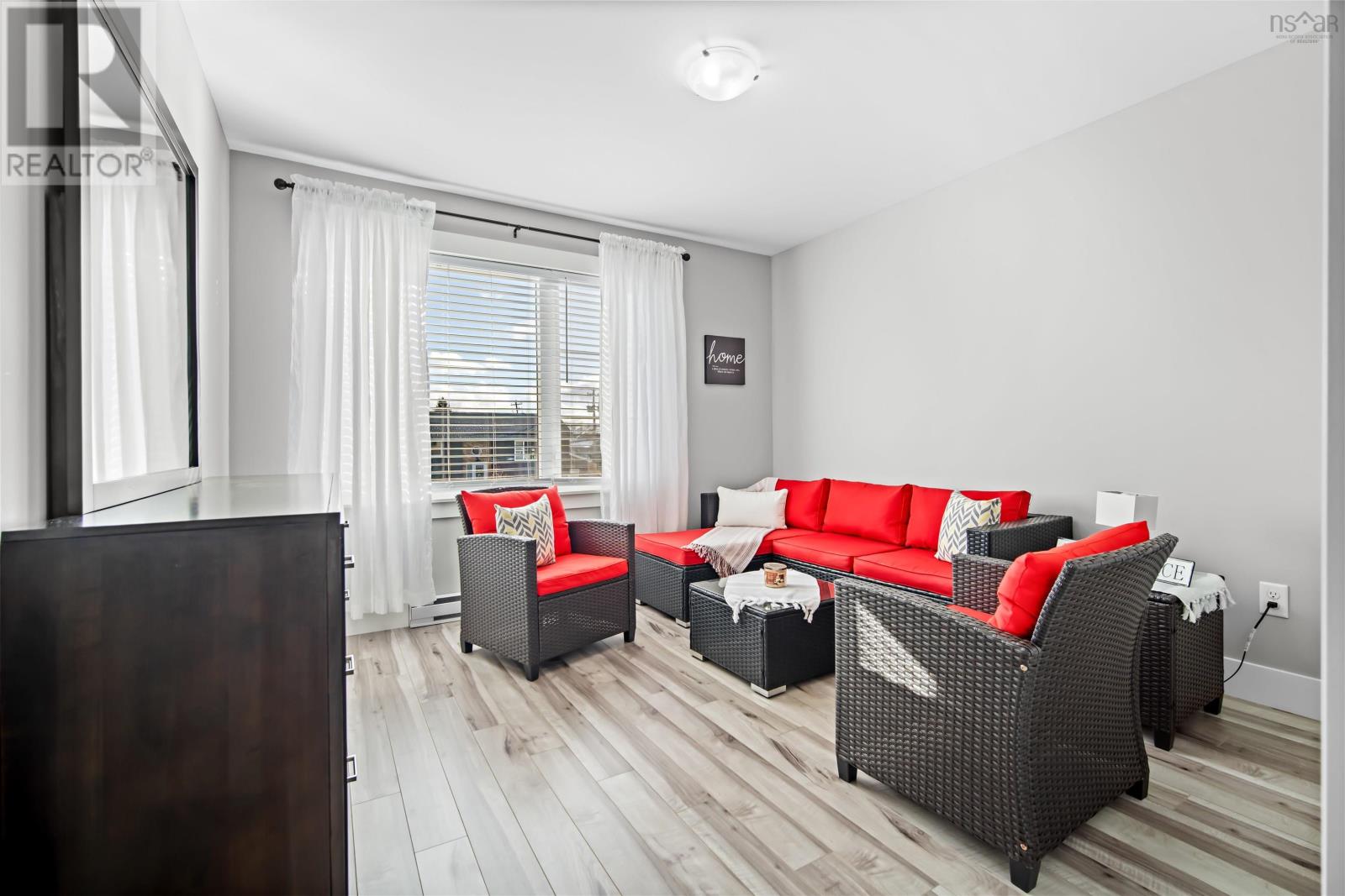 Property 24 of 46 of 20 Hamilton Drive