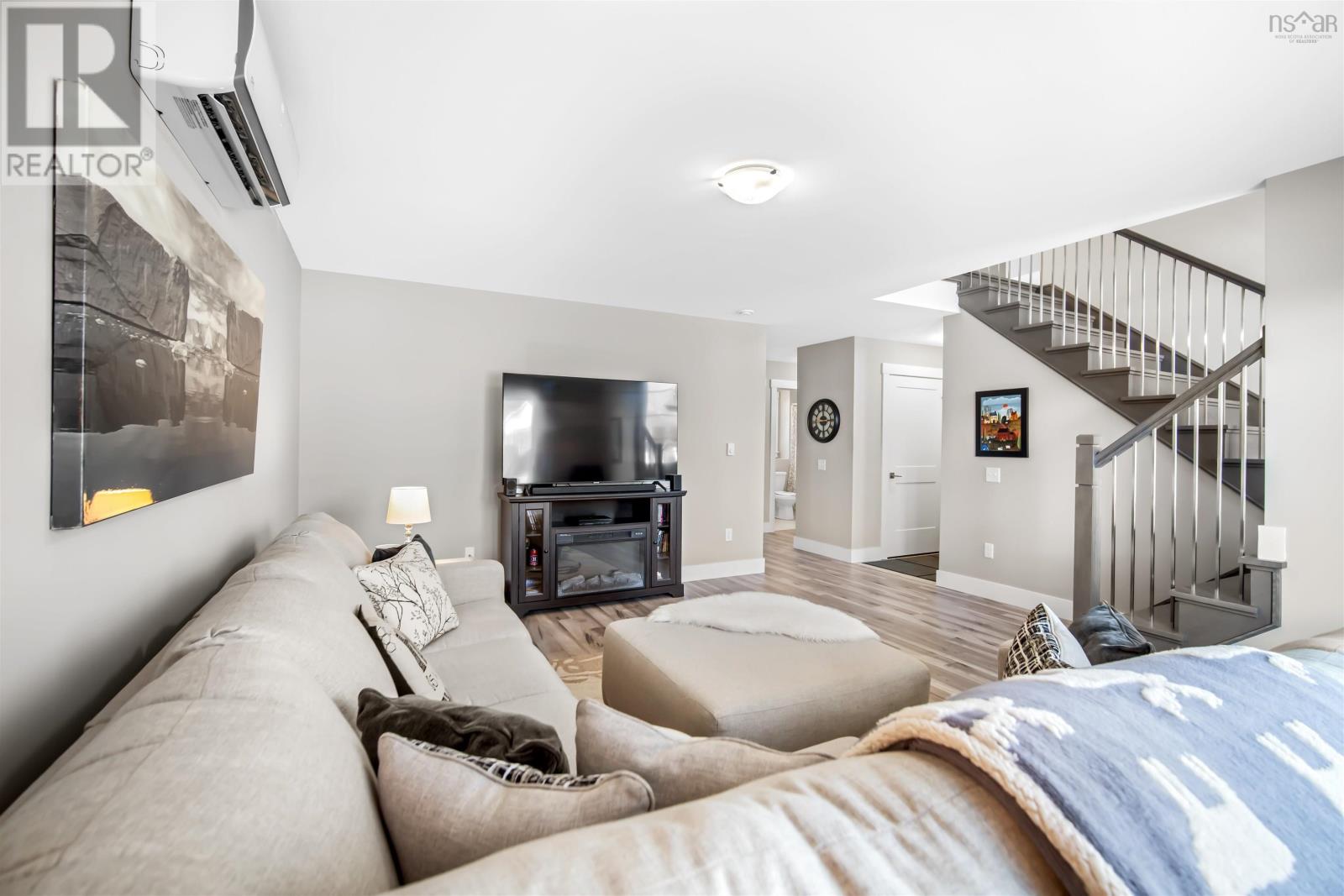 Property 31 of 46 of 20 Hamilton Drive