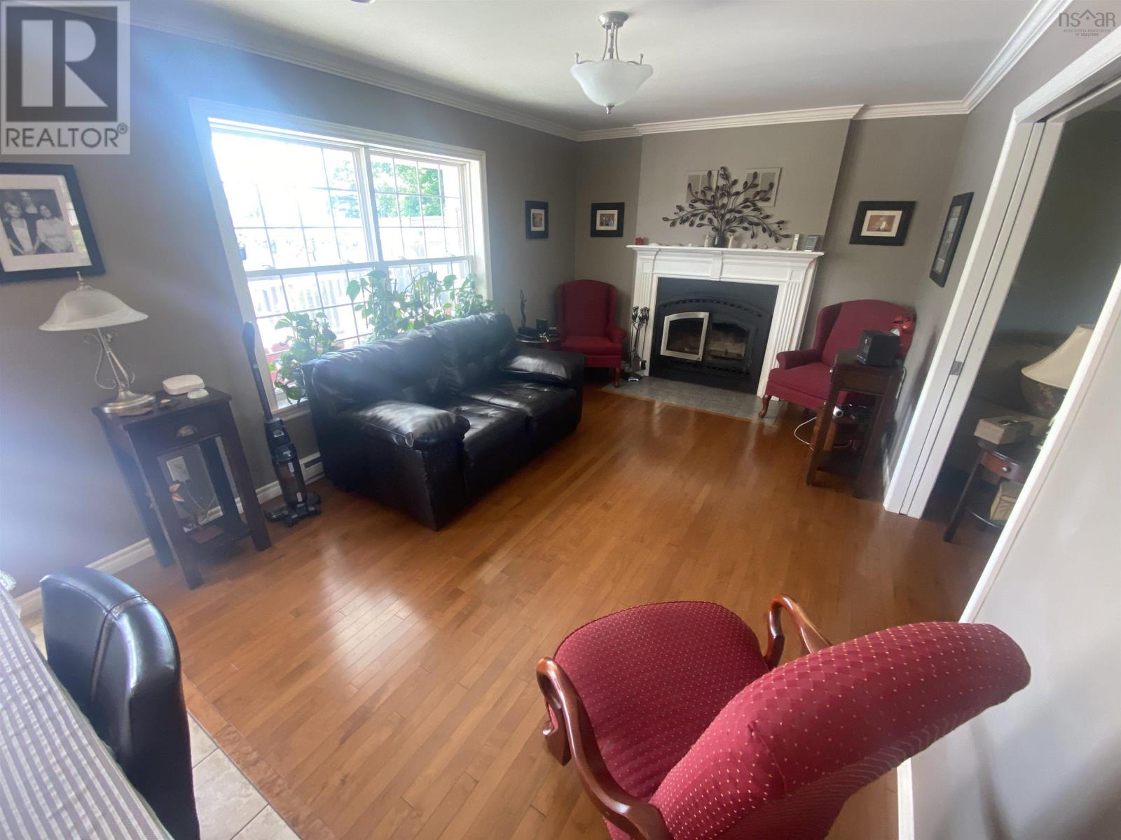 Property 10 of 32 of 707 Bernard Street