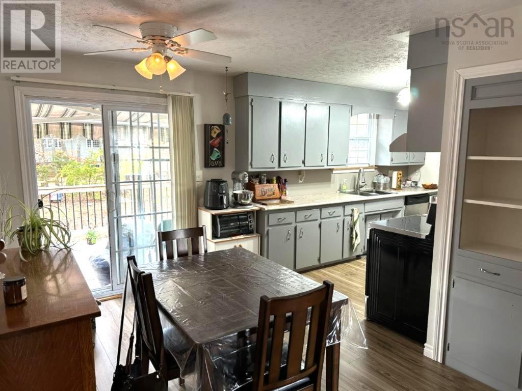 Property 6 of 31 of 2807 Pinecrest Drive, Hayes Subdivision