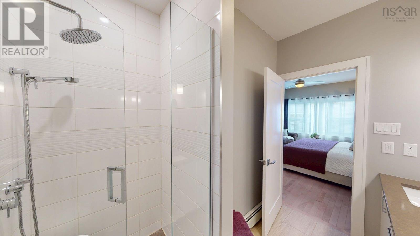 Property 19 of 44 of 135 Bradford Place