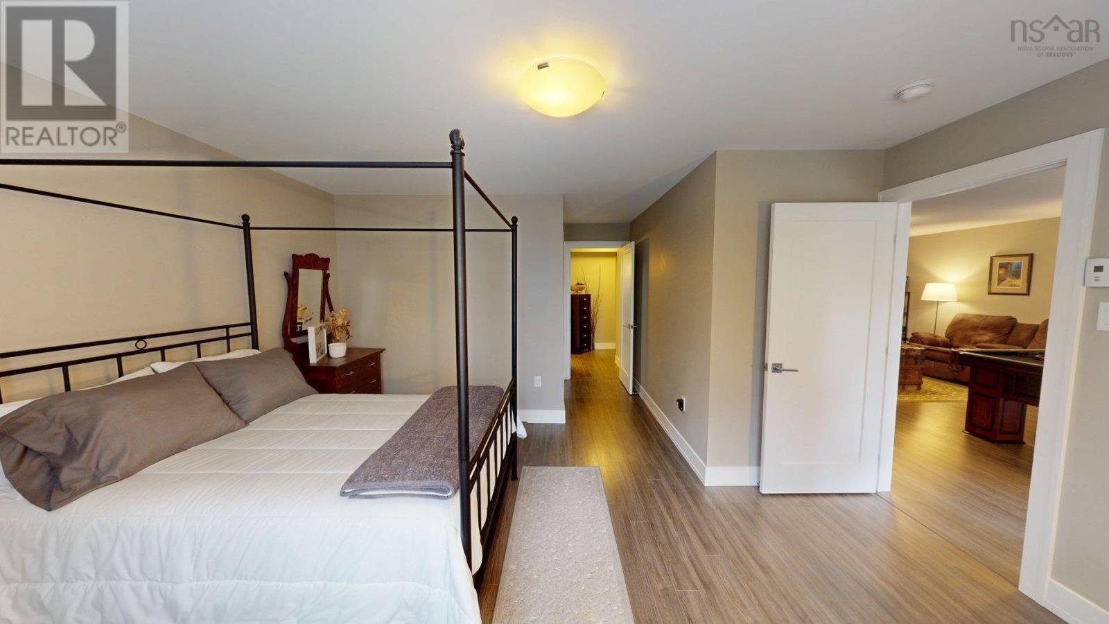 Property 39 of 44 of 135 Bradford Place