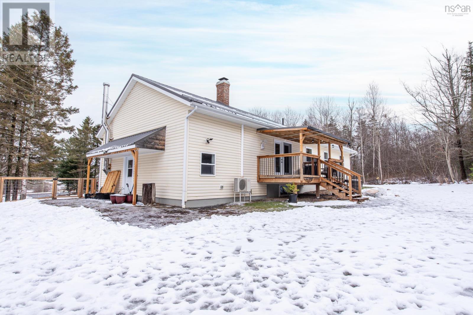 Property 27 of 31 of 355 Oak Island Road