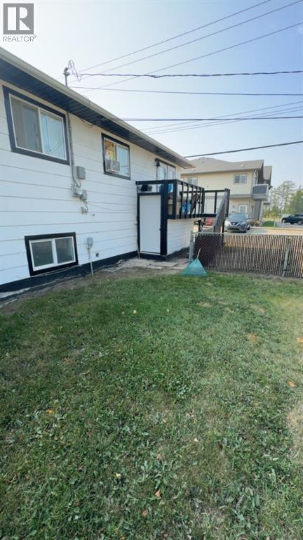 10132 102 Avenue - Photo 5 of 15, Grande Prairie, Alberta