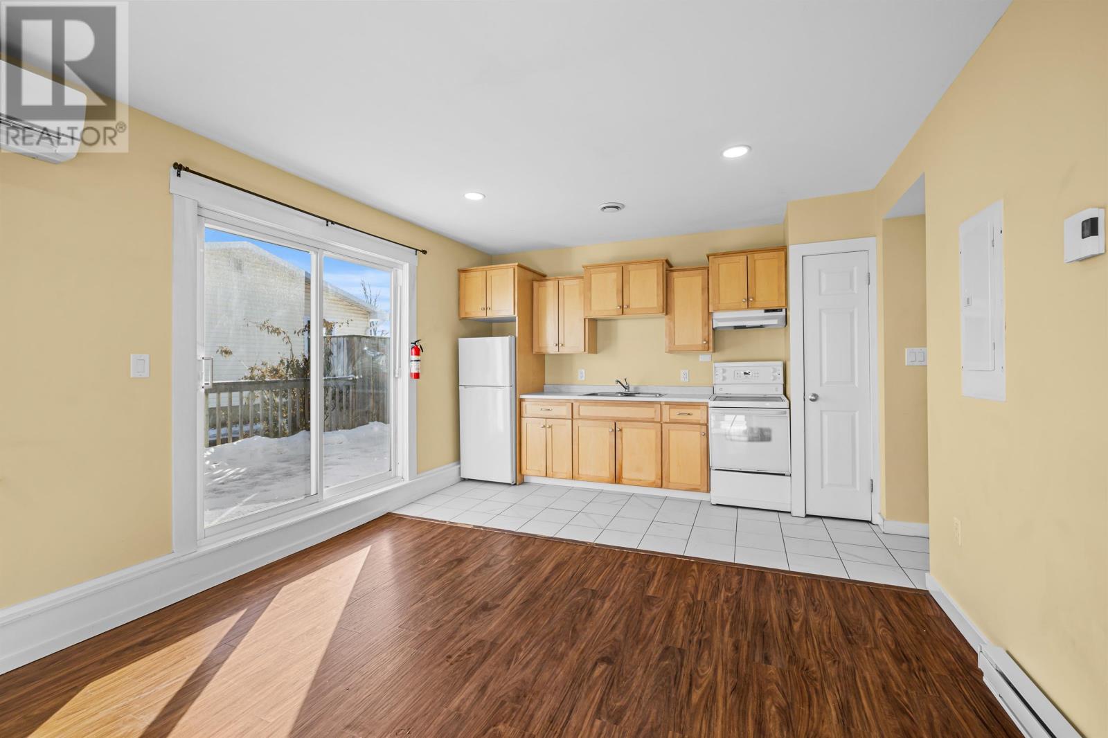 197 BRENNAN AVENUE - 24