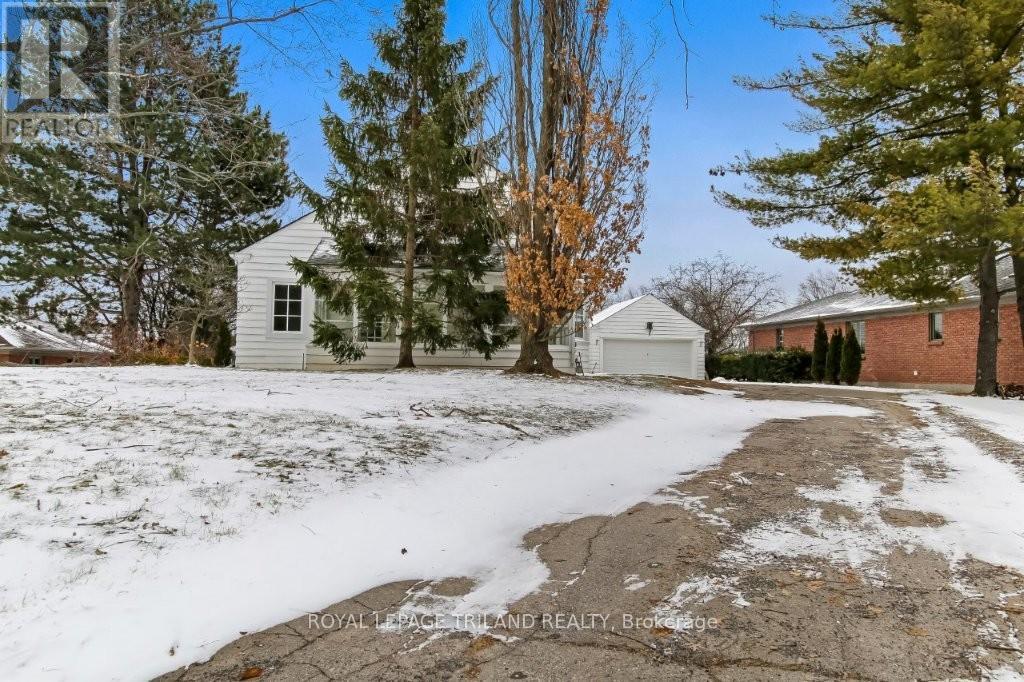 1965 Highland Heights