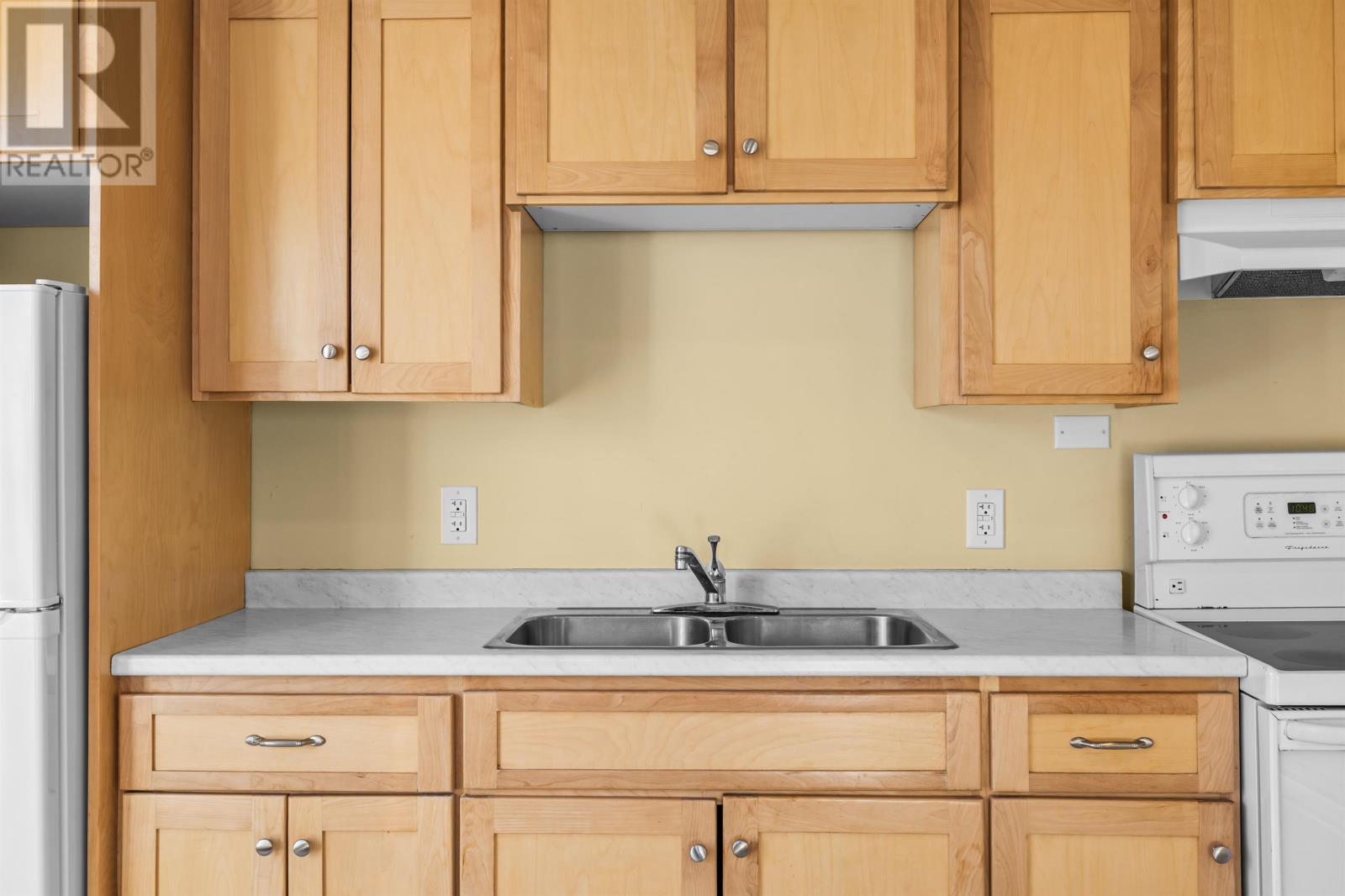 197 BRENNAN AVENUE - 25