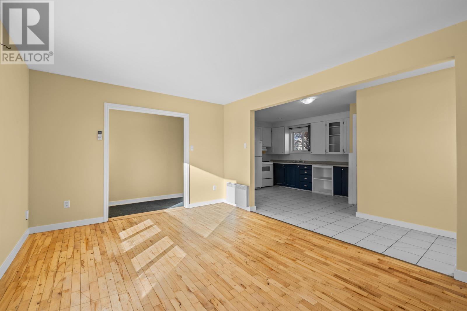 197 BRENNAN AVENUE - 4