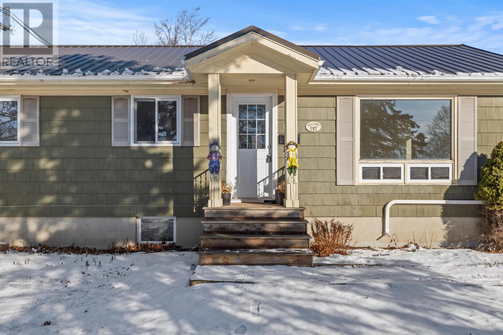 197 BRENNAN AVENUE - 44