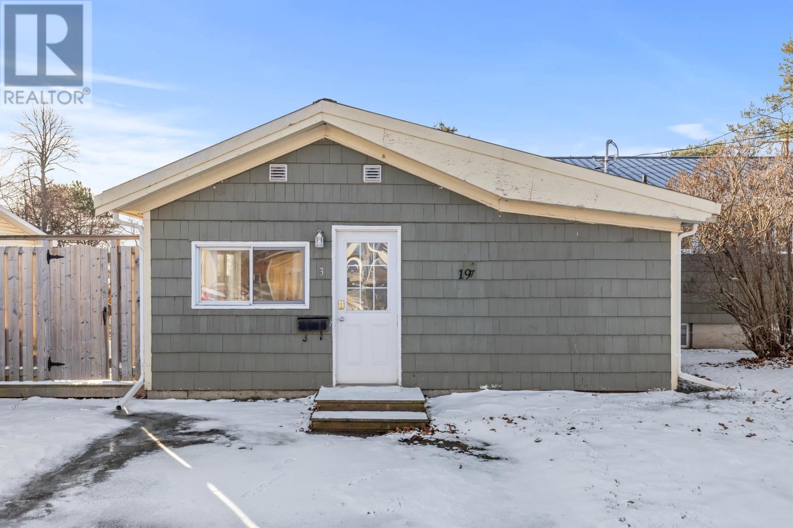 197 BRENNAN AVENUE - 34