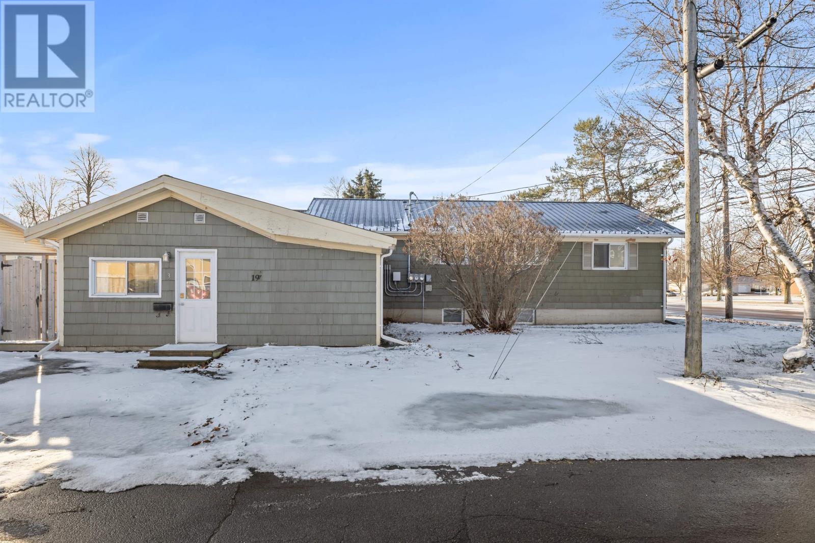 197 BRENNAN AVENUE - 35