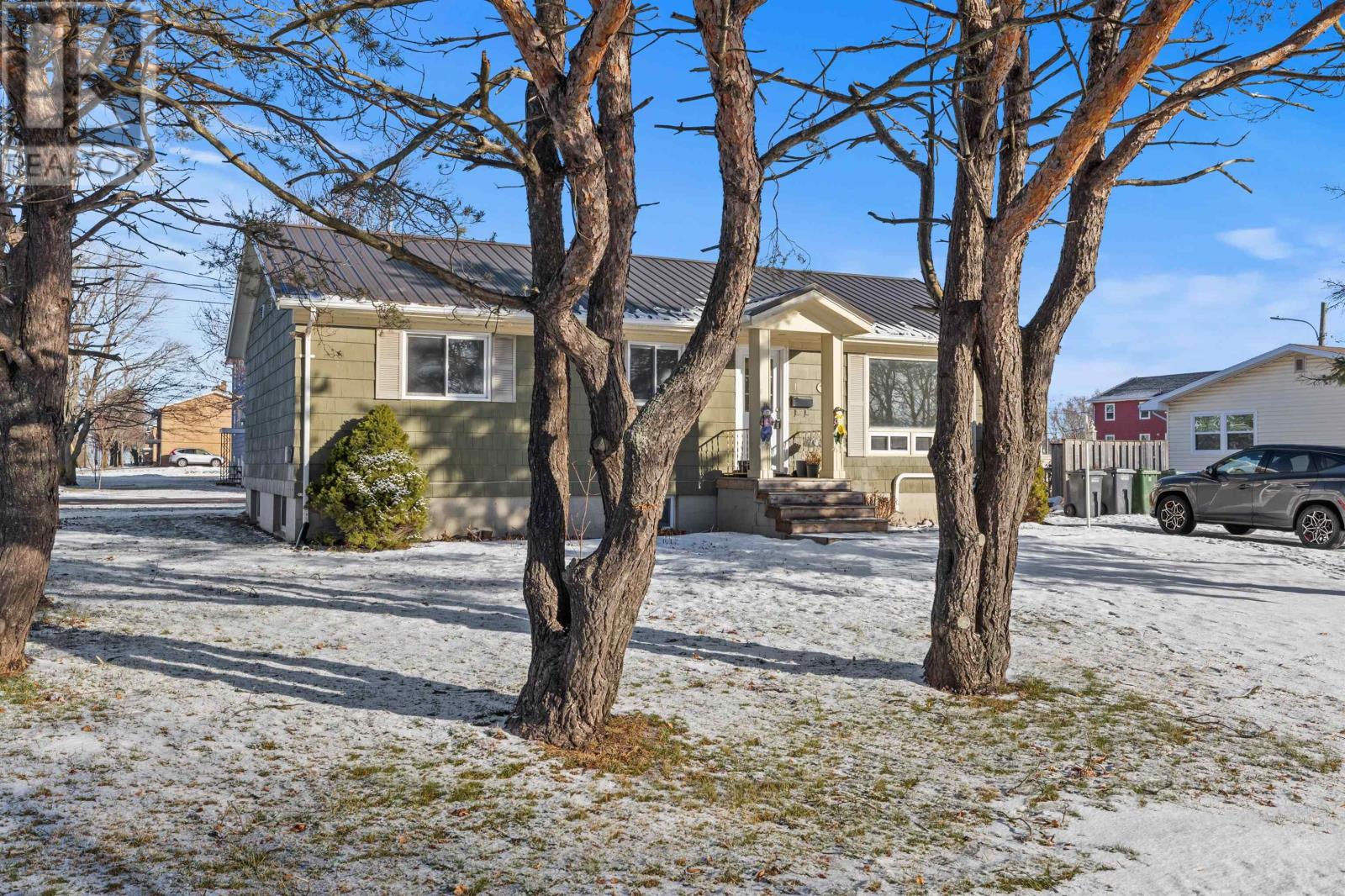 197 BRENNAN AVENUE - 42