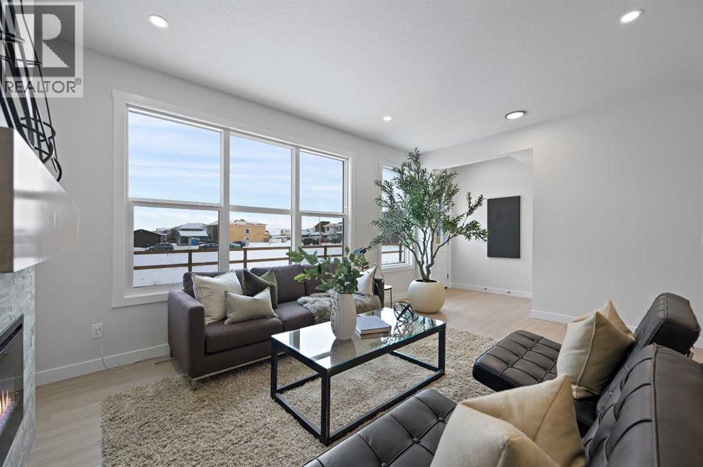 111 Fireside Street, Cochrane