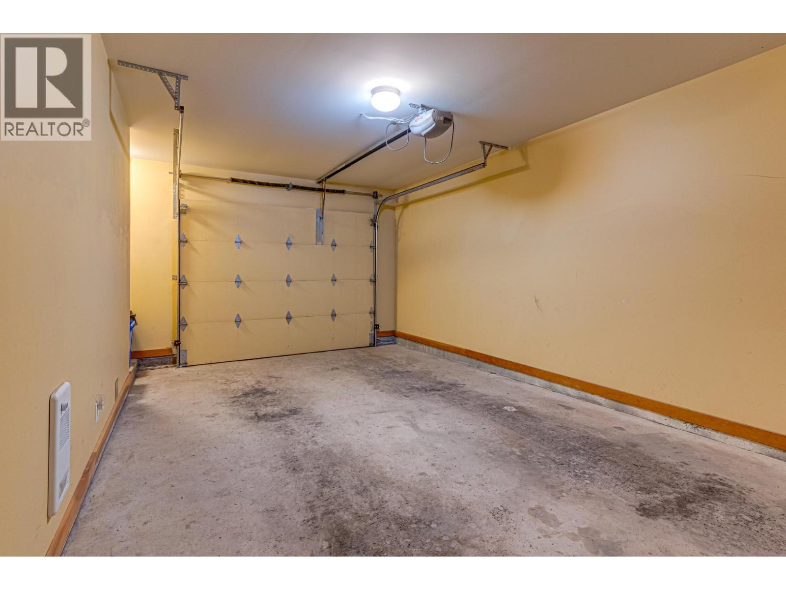 47 RIVERMOUNT Place Unit# 101A, Fernie