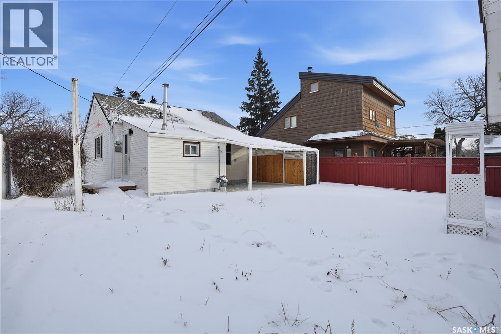 Single Family House Bungalow for Sale in  Ingersoll CRESCENT Regina 