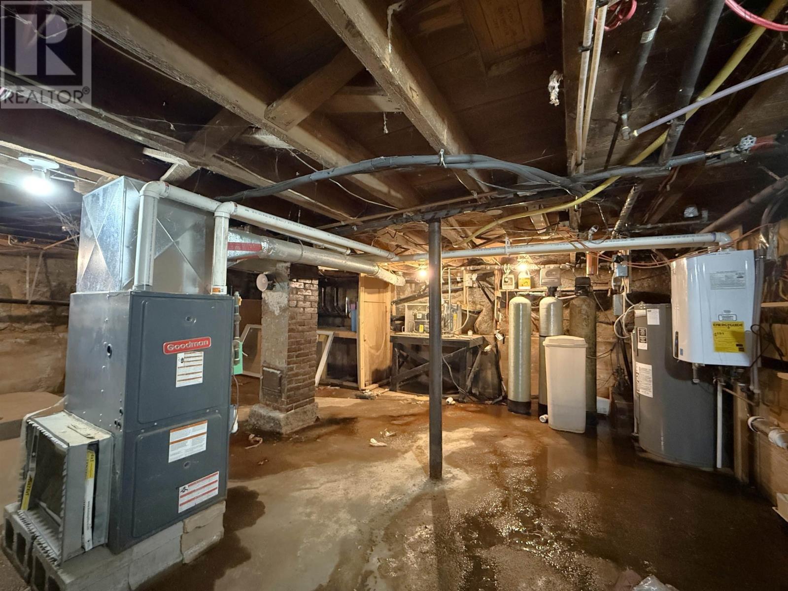 Property 28 of 30 of 5257 Highway 10