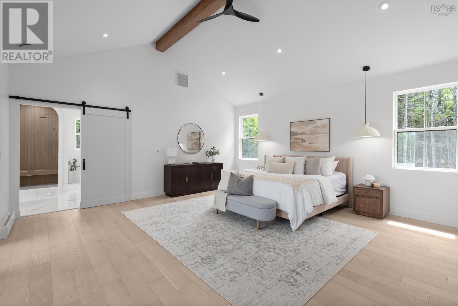 Property 21 of 49 of 372 Canoe Crescent