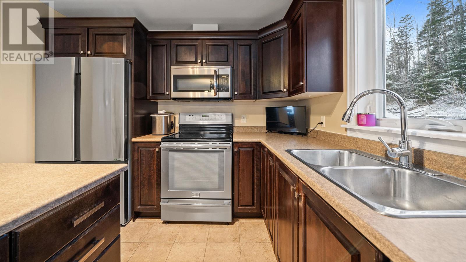 Property 14 of 50 of 116 Darlington Drive