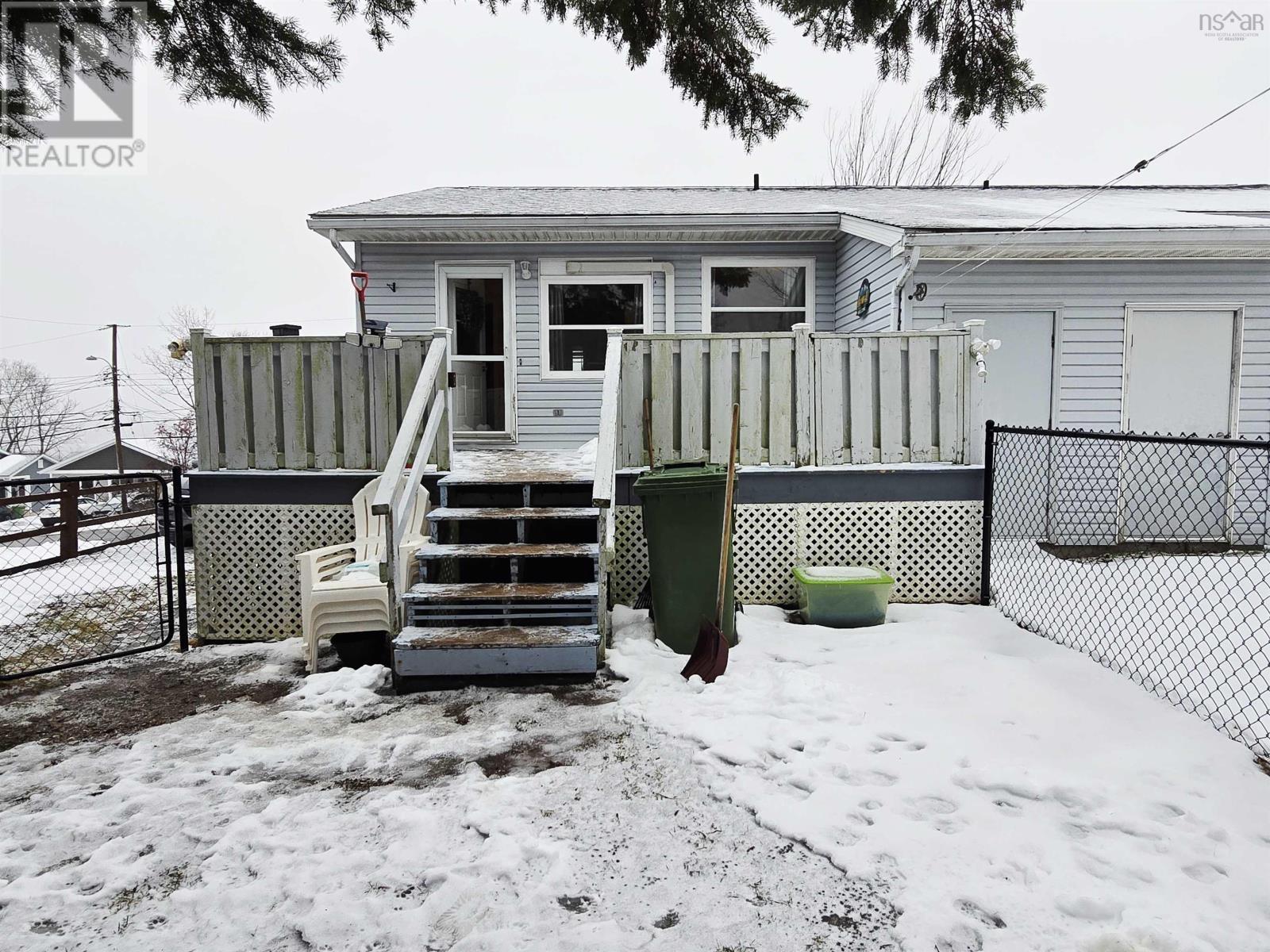 Property 32 of 34 of 44 Green Street