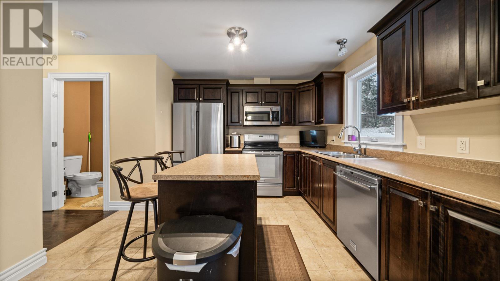 Property 17 of 50 of 116 Darlington Drive