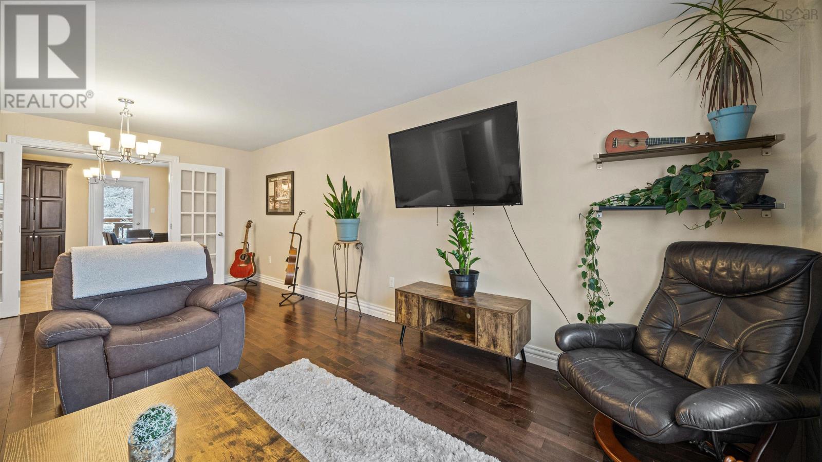 Property 6 of 50 of 116 Darlington Drive