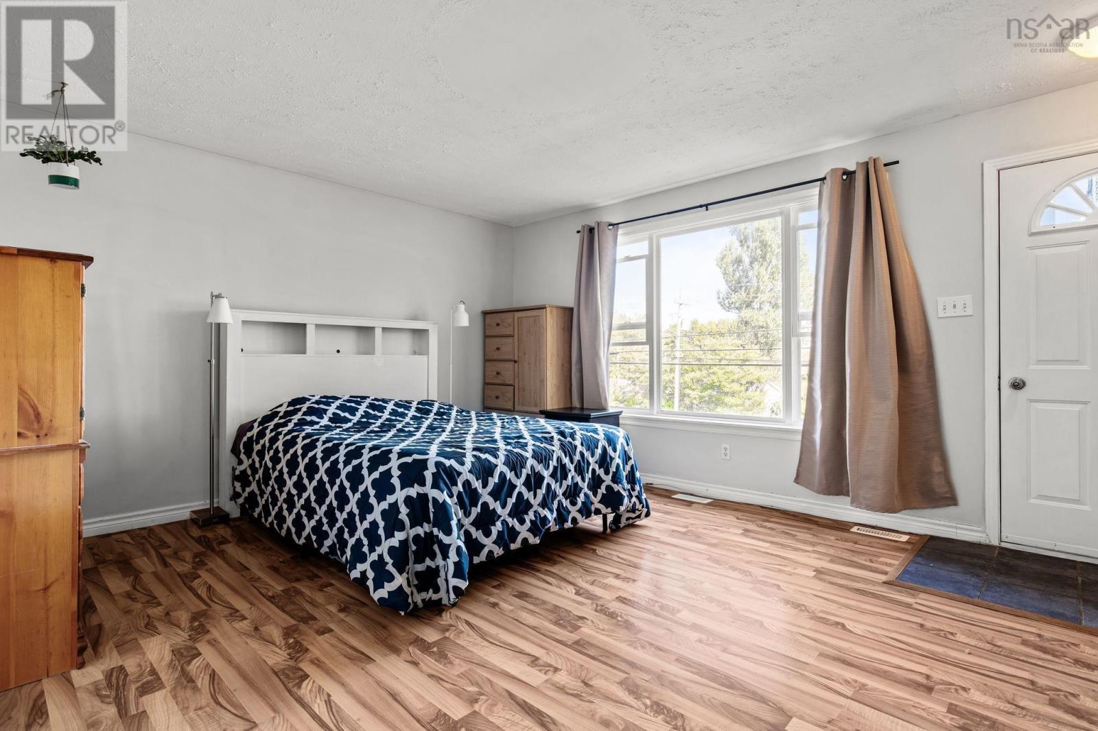 Property 16 of 33 of 2929 Highway 7 Highway