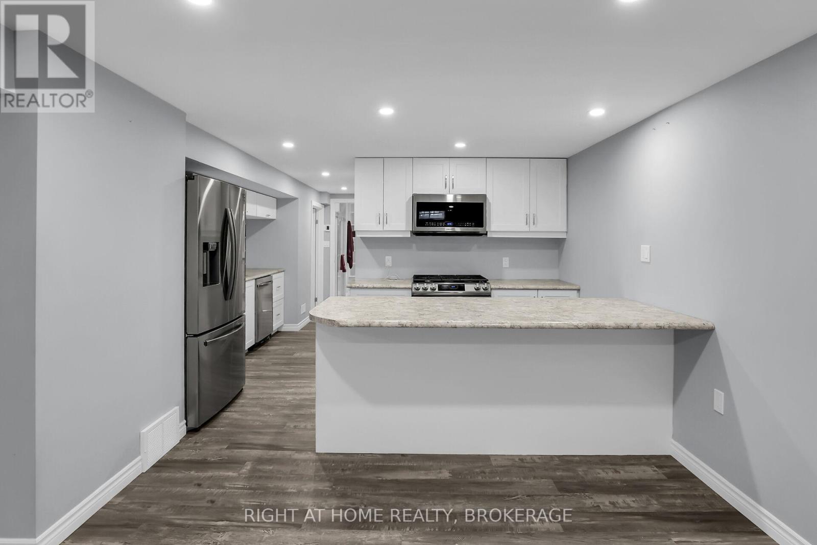 4432 DENNIS AVENUE - 18