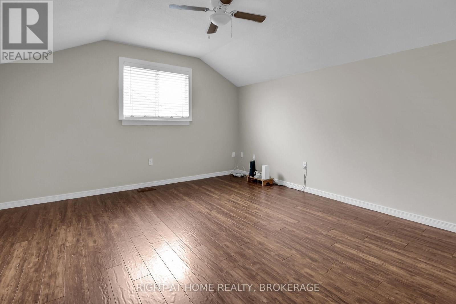 4432 DENNIS AVENUE - 36
