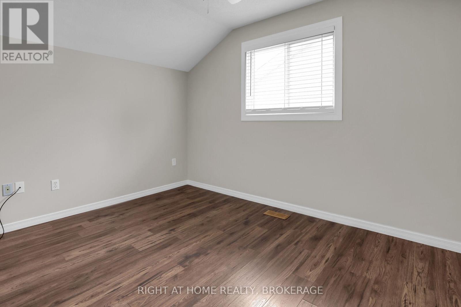 4432 DENNIS AVENUE - 38