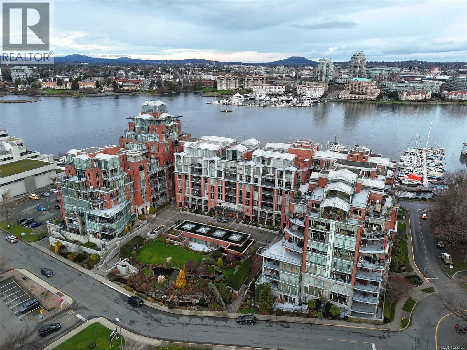 330 21 Dallas Road, Victoria